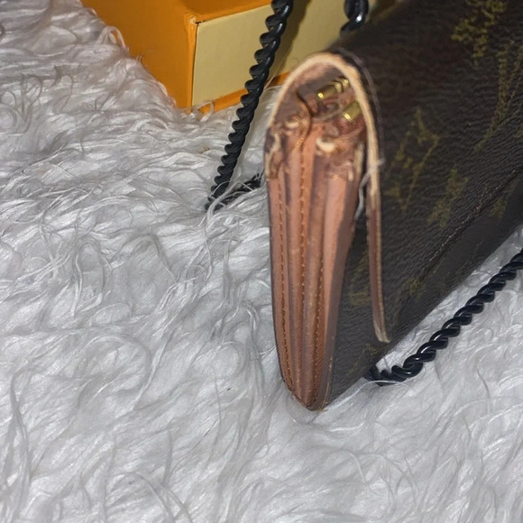 Louis Vuitton, Sarah monogram wallet pre-love condition - Picture 3 of 10